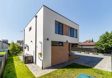 Этапы ремонта коттеджа