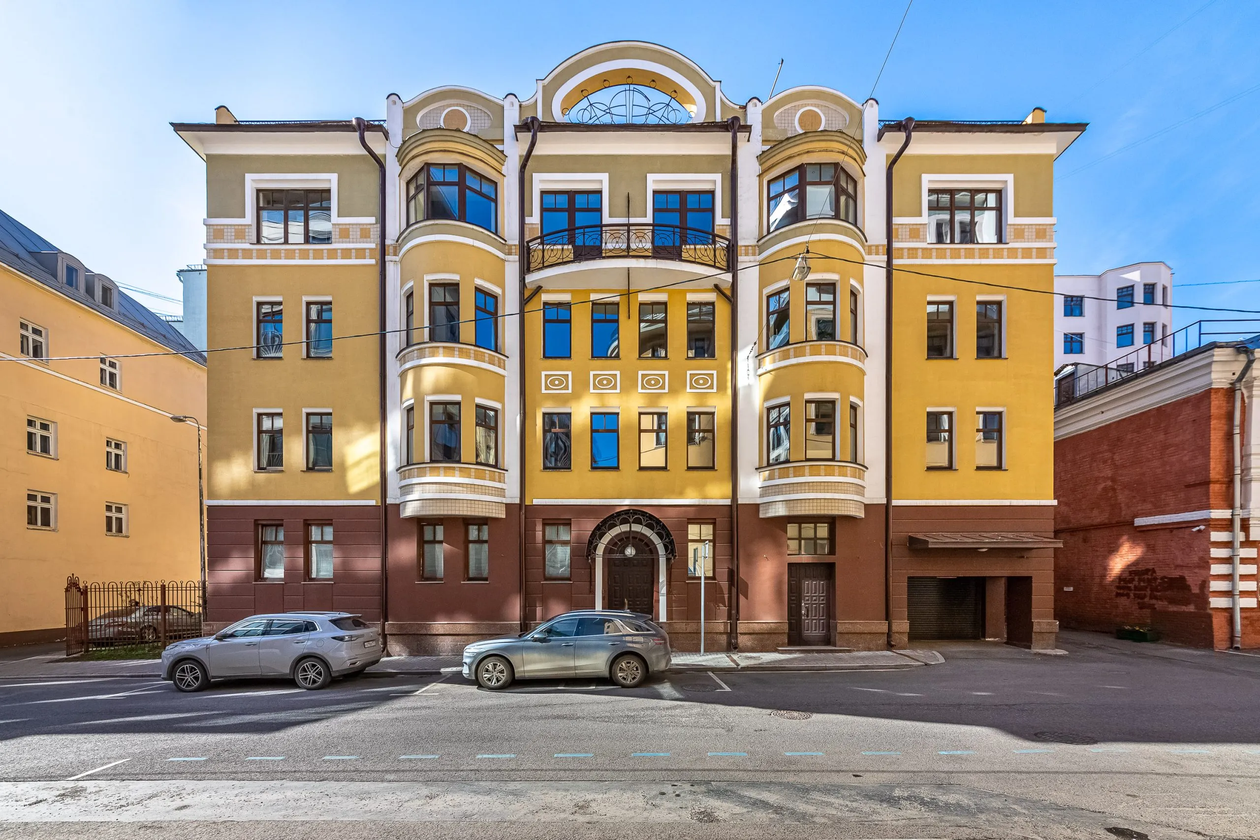 Завершен ремонт офиса 1500 м² в районе метро Чистые пруды
