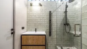 Дизайнерский ремонт квартиры площадью 77 м² в ЖК «I Love» в Москве